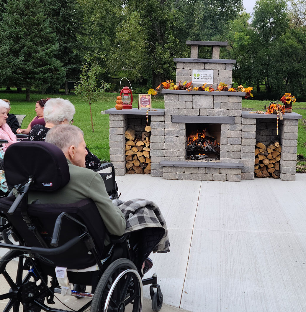 Villa Youville Outdoor Fireplace 4